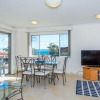 Отель Ronald Avenue 1/65 - Shoal Bay, фото 7