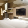 Отель Stylish Studio Apartment Connected To Pakuwon Mall At Orchard Supermall Mansion, фото 12