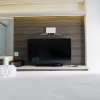 Отель Comfy And Strategic Studio Signature Park Grande Apartment, фото 3
