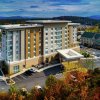 Отель Hampton Inn & Suites Asheville Biltmore Village, фото 11