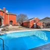 Отель Hot Springs Home With Pool - 1/2 Mile to Oaklawn!, фото 15
