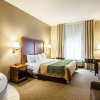 Отель Comfort Inn & Suites St. Louis - O'Fallon, фото 5