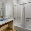 Отель Holiday Inn Express Hotel & Suites Houston-Alvin, an IHG Hotel, фото 9