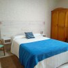 Отель Apartamentos y Hostal Rodeiramar 2A, фото 2