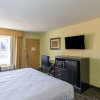 Отель Quality Inn & Suites Ft. Jackson Maingate, фото 48