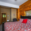 Отель Cozy Bear Chalet, фото 14