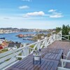 Отель Awesome Home in Kolbjørnsvik With Wifi and 4 Bedrooms, фото 5