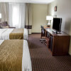 Отель Comfort Inn & Suites Riverview в Ле-Клэр