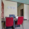 Отель OYO Life 2502 Syariah Triantama Kost, фото 6