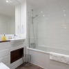 Отель Gorgeous new 1 bed With Private Balcony, Brixton, фото 8