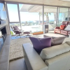 Отель Stylish 2 Bedroom Apartment With Stunning City Views, фото 2
