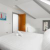 Отель Air Host and Stay - The Scouse House - Quirky 2 bedroom mews house mins from Sefton Park, фото 10