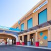 Отель SureStay Plus Hotel by Best Western Lubbock Medical Center в Лаббке