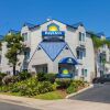 Отель Days Inn Carlsbad в Карлсбаде