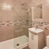 Отель Host & Stay - Royal Sands, фото 8