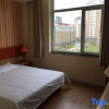 Отель Home Inn (Weihai Wanda Plaza Haibin Road Crown Bathing Beach), фото 19