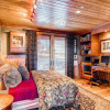 Отель Three Peaks Mountain Lodge 5 Bedroom Home by RedAwning, фото 2