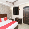 Отель OYO 37351 Hotel Krishna Royal, фото 25