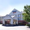 Отель Fairfield Inn By Marriott Louisville North, фото 1
