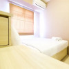 Отель Easy Access to Mall Green Pramuka Apartment, фото 14