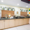 Отель Quality Inn - Near Serenoa Golf Club, фото 24