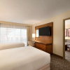 Отель Embassy Suites by Hilton Phoenix Downtown North, фото 3