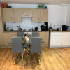 Отель Large Private Flat in City Centre Leeds, фото 8