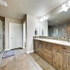 Отель Deschutes River Delight 3 Br Townhouse, фото 5