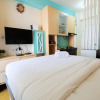 Отель Compact and Cozy Studio Apartment Green Pramuka City By Travelio, фото 4