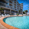 Отель Kirra Beach Apartments, фото 17