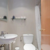 Отель Unique Rentals - Stylish Seafront Duplex, фото 9