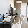 Отель Samutsakorn Apartment, фото 44