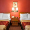 Отель Econo Lodge, фото 3