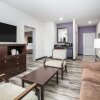 Отель La Quinta Inn & Suites by Wyndham DFW Airport West - Euless, фото 24