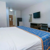 Отель Days Inn & Suites By Wyndham San Antonio Near At&T Center, фото 2