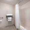Отель Comfort Suites Northlake, фото 9