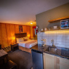 Отель Alpine Inn & Suites, фото 14