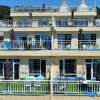 Отель Yuehai Huan Ting Homestay, фото 1