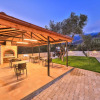 Отель Villa Kas Bohem - Sleeps 12 - Close to Town and Beach, фото 1