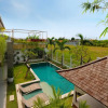 Отель Exclusive Villas Complex, 7 BR, Seminyak Center w/ Staff, фото 44