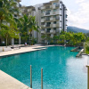 Отель By The Beach - Luxury 2 Bedrooms Family Suite, фото 5