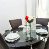 Отель Bluewater House - Immaculate 4-bed in Greenhithe, фото 10