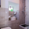 Отель Wenceslas Apartment for 10 with AC, фото 1