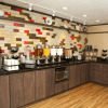 Отель Best Western Golden Spike Inn & Suites, фото 13