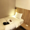 Отель Single Inn Kaohsiung Station Hostel, фото 34