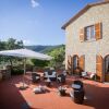 Отель Luxurious Villa in Cortona Tuscany with Hot Tub, фото 10