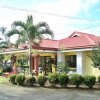 Отель Basic Rooms Hotel в Таклобане