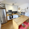 Отель Bright 1 Double bed Apartment Near Cabot Circus, фото 13