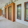Отель OYO 90476 Iksan Homestay Syariah, фото 1