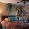 Отель Grizzly Roadhouse Bed & Breakfast and Vacation Rentals, фото 5